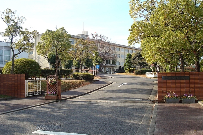愛知県立高蔵寺高等学校